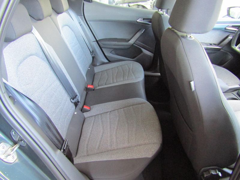 Seat Arona Xperience 1.0 TSI DSG - fotka 27 z 30