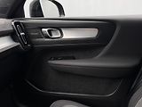 Volvo XC40 B3 DARK PLUS CZ 1.maj - náhled 30