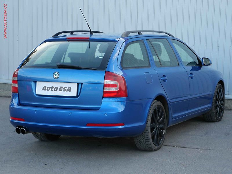 Škoda Octavia (2006) 2.0 TFSi, RS - fotka 4 z 15