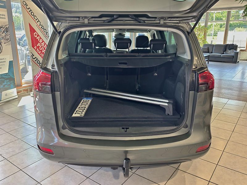 Opel Zafira TOURER 1.4 TURBO 103kW LED, ČR - fotka 12 z 23