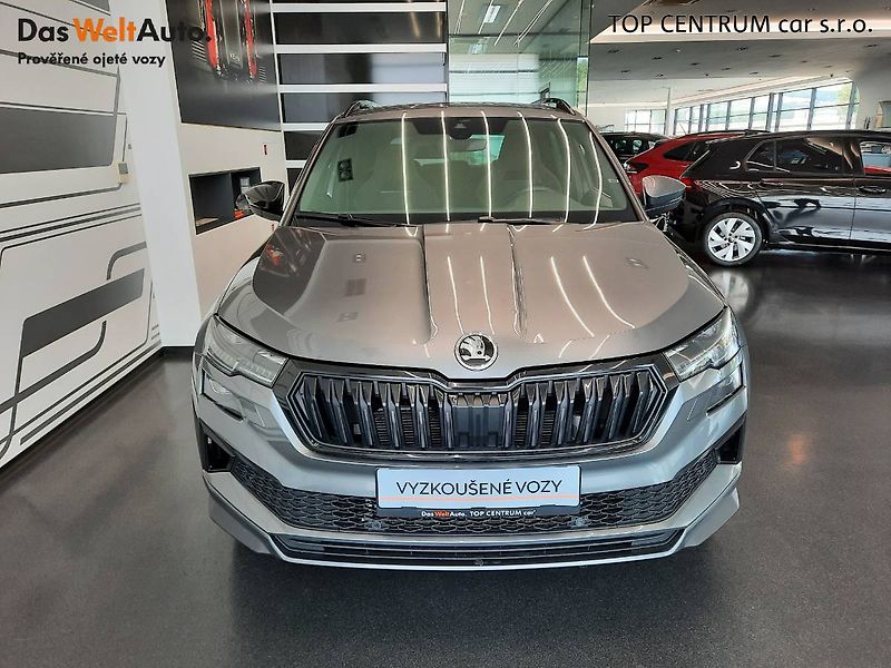 Škoda Karoq (2023) Sportline 2.0 TDI 4x4 (110kW/1 - fotka 4 z 30