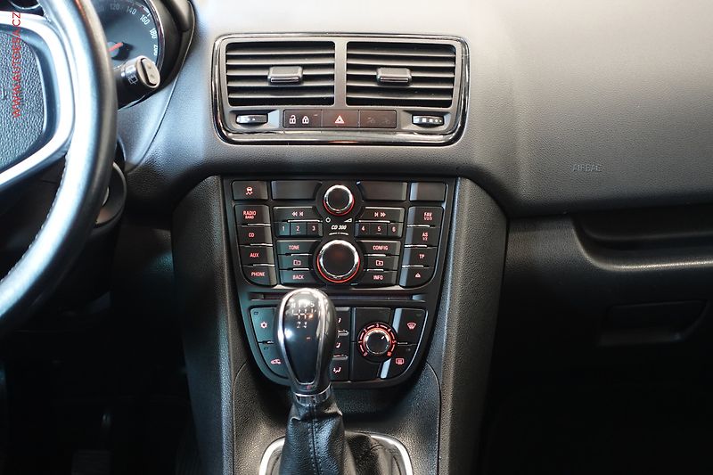 Opel Meriva (2010) 1.4T, AC, temp - fotka 9 z 21