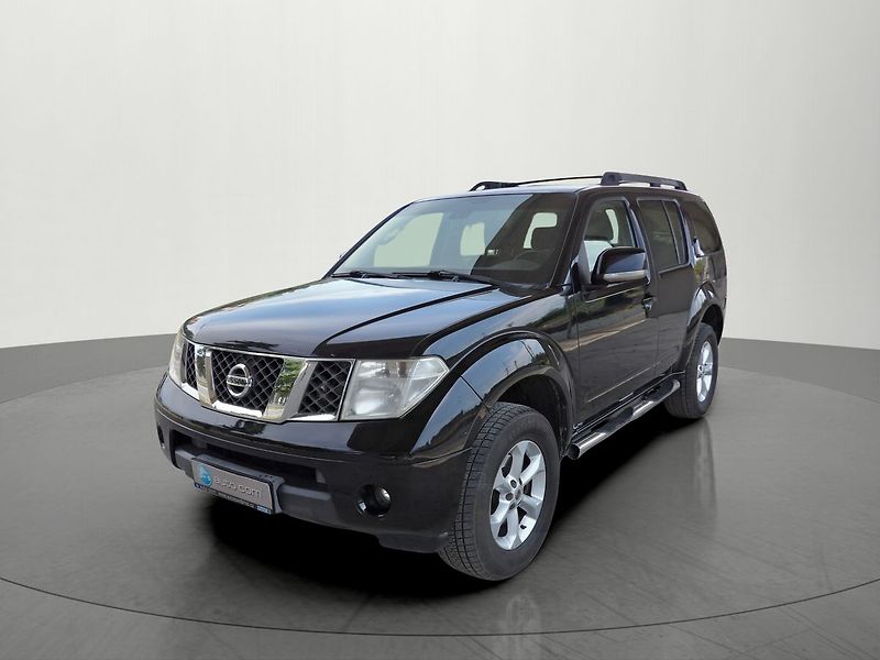 Nissan Pathfinder 2.5dCi 126kW Manuál Style - fotka 1 z 29