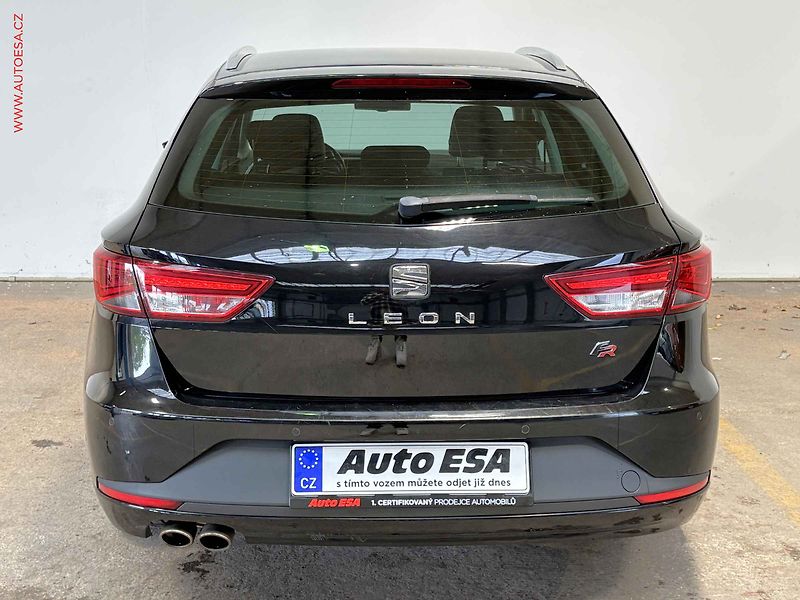 Seat Leon (2016) 2.0 TDi, FR, STK9/28 - fotka 5 z 15