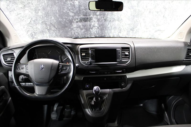 Peugeot Expert 2,0 HDI 6-MÍST L3 145k MAN 6 - fotka 29 z 31