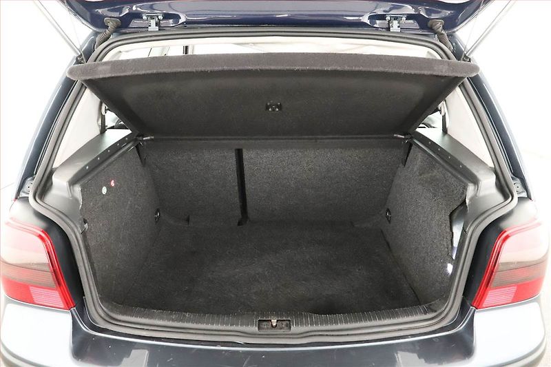 Volkswagen Golf (2002) 1.4 16V, nová STK, Tažné - fotka 10 z 11