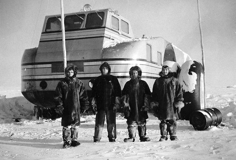 Měl dobývat Antarktidu, ale nakonec z toho nic nebylo. Kvůli problému s jízdou se z Antarctic Snow Cruiseru nakonec stala statická základna.