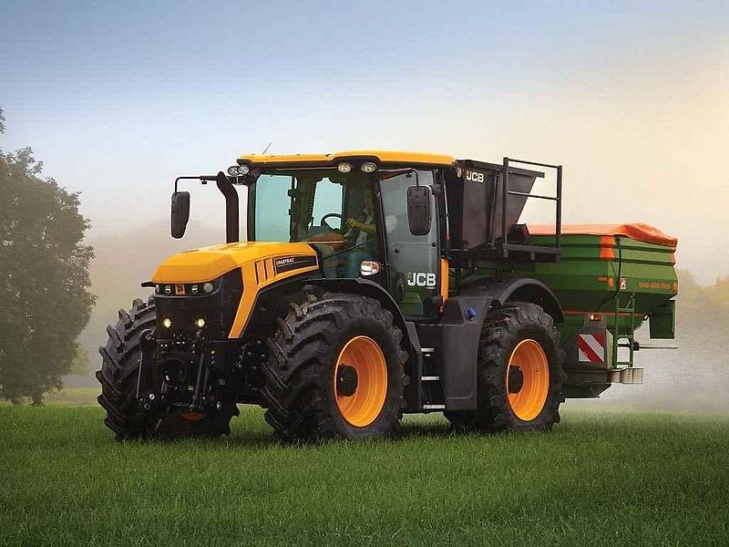 Traktory John Deere jsou s přehledem nejprodávanějšími v Česku.