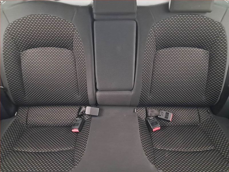 Nissan Qashqai (2009) 1.6, Tempomat - fotka 10 z 16
