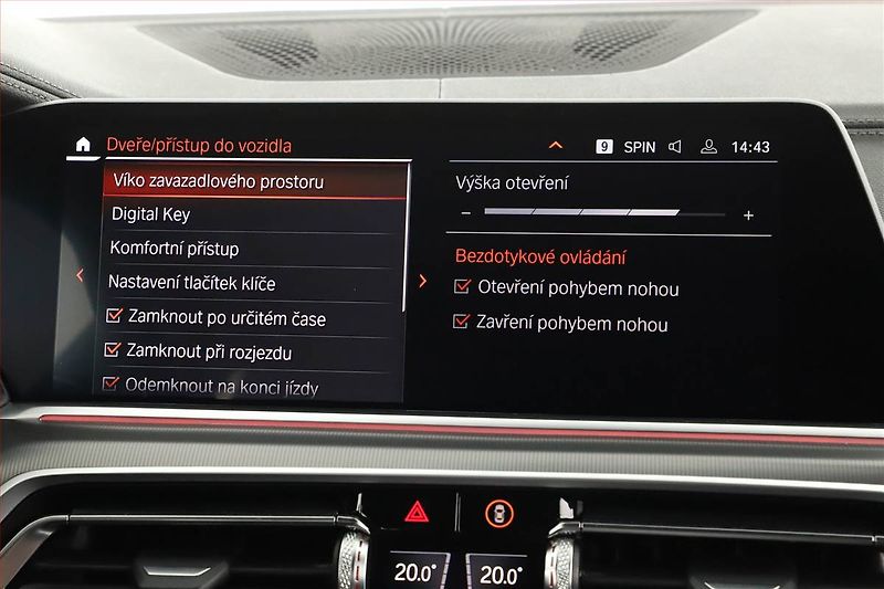 BMW X6 (2022) xDrive40i - fotka 18 z 29