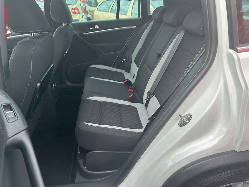 Volkswagen Tiguan (2012) 2.0TDi - fotka 10 z 18