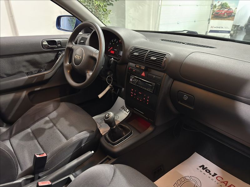 Audi A3 1,6   i BORBET KLIMA ČIDLA STK - fotka 13 z 21