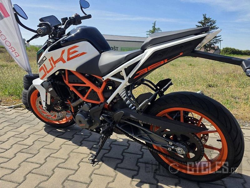 KTM 390 Duke (2020) - fotka 7 z 10