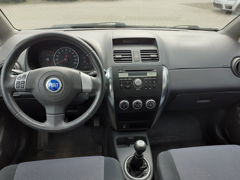 Fiat Sedici (2008) 1.6 i 4x4 - fotka 7 z 22
