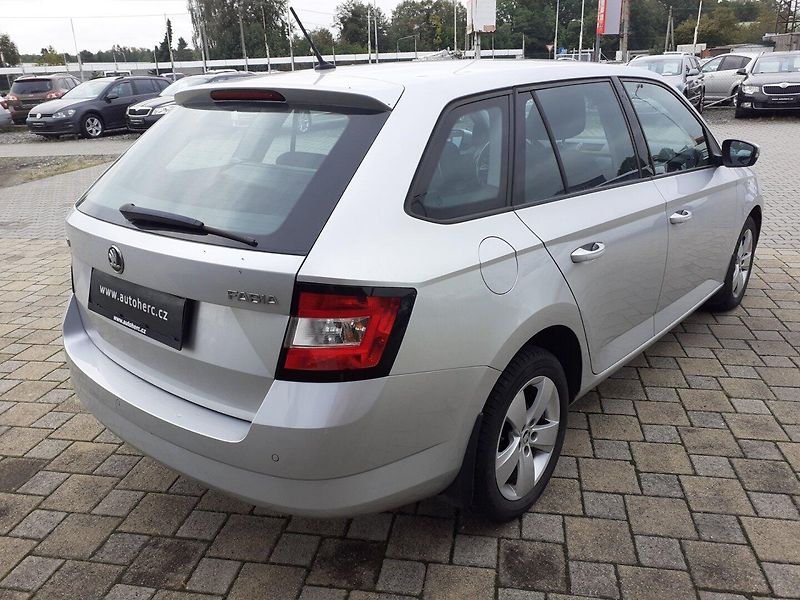 Škoda Fabia (2017) KOMBI 1.0 MPi ČR - fotka 4 z 34
