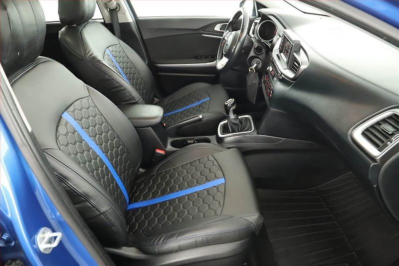 Kia Ceed (2019) 1.6 CRDi, Tempomat - fotka 7 z 13