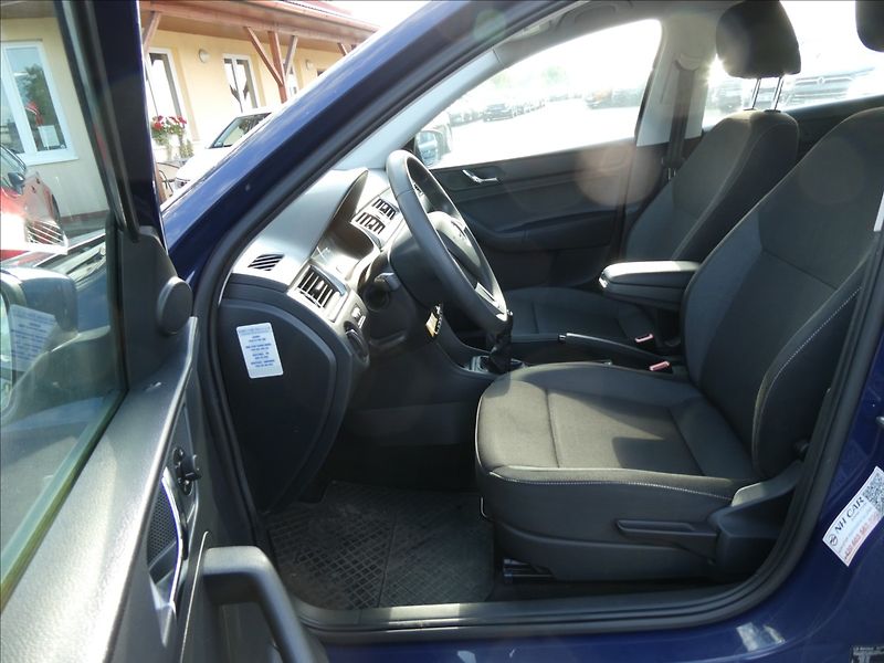 Škoda Rapid 1,6 TDi 66kW 2x kola,klima,ČR - fotka 12 z 30
