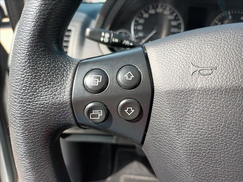 Mercedes-Benz Třídy A 1,5 160i,70kw,KLIMA,AUTOMAT - fotka 29 z 37