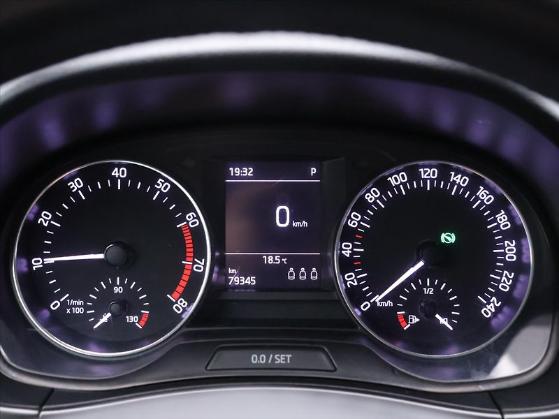 Škoda Fabia 1,0 TSI 81kW Style DSG CZ DPH - fotka 15 z 29