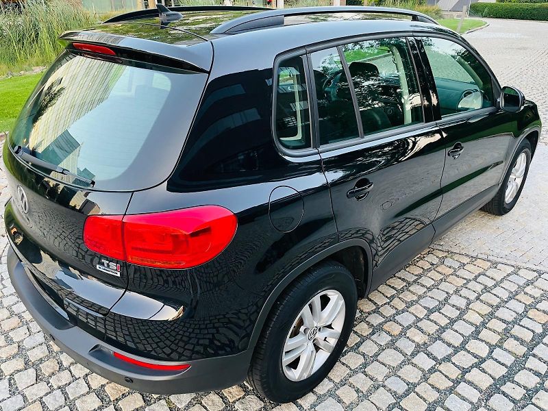 Volkswagen Tiguan 1.4TSI MANUÁL SERVISKA SENZORY - fotka 11 z 45