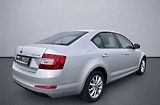 Škoda Octavia 1.2 TSI Ambition - náhled 8