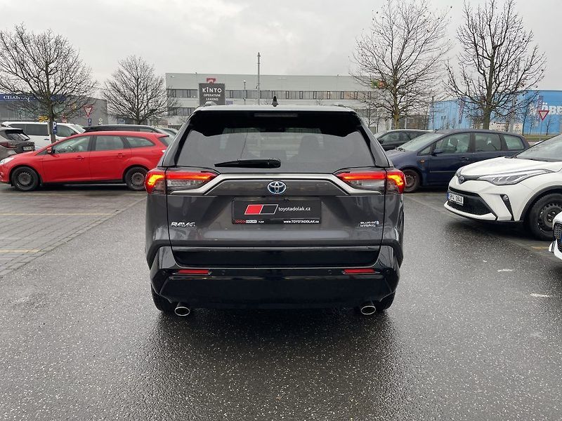 Toyota RAV4 2.5 Plug-in Hybrid ODBĚR 11/26 - fotka 4 z 36