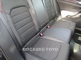 Volkswagen Golf (2015) 1.6TDi, ČR, DSG, park.asist - náhled 9