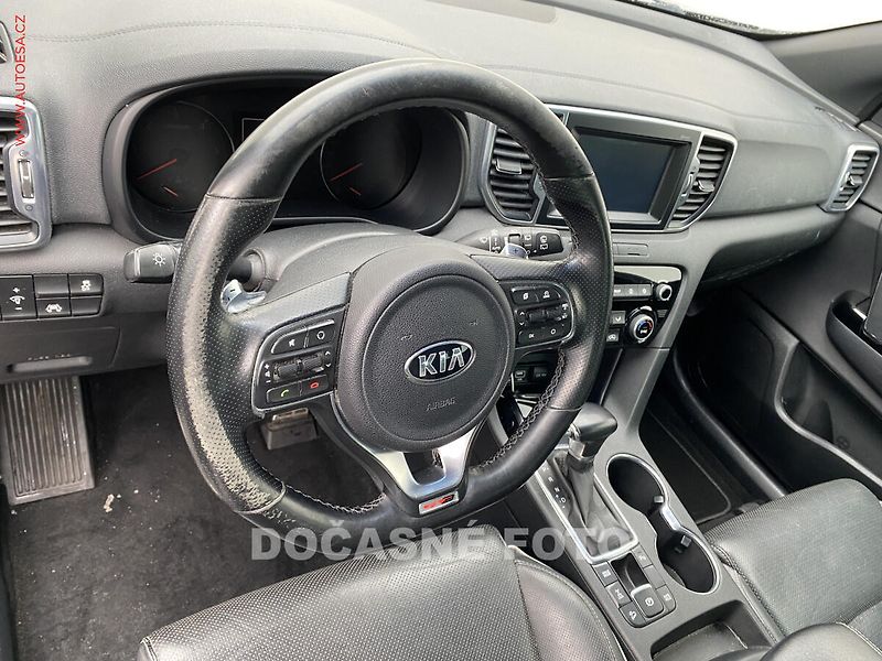 Kia Sportage (2016) 2.0 CRDi AWD, GT Line, AT - fotka 13 z 20