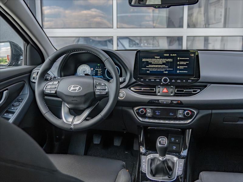 Hyundai i30 1,0 T-GDI MT STYLE - fotka 9 z 14