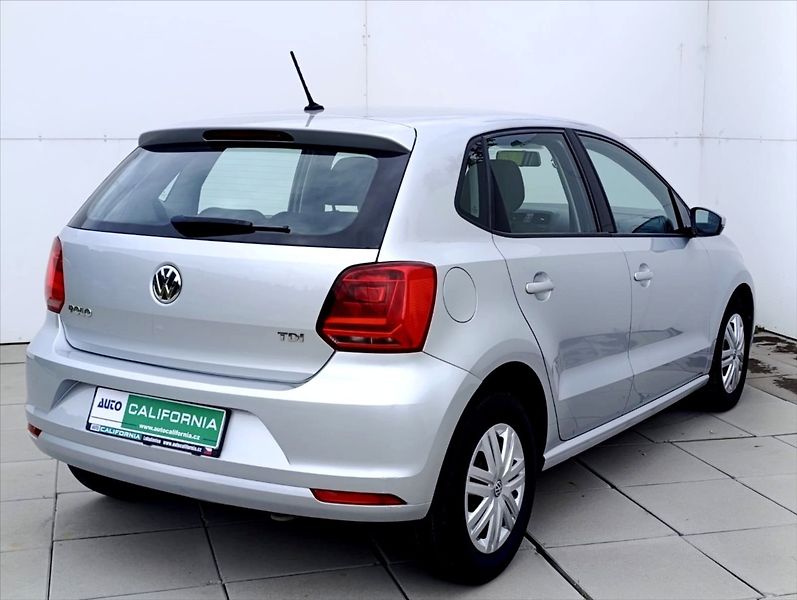 Volkswagen Polo 1,4 TDi Klimatizace Záruka - fotka 7 z 30