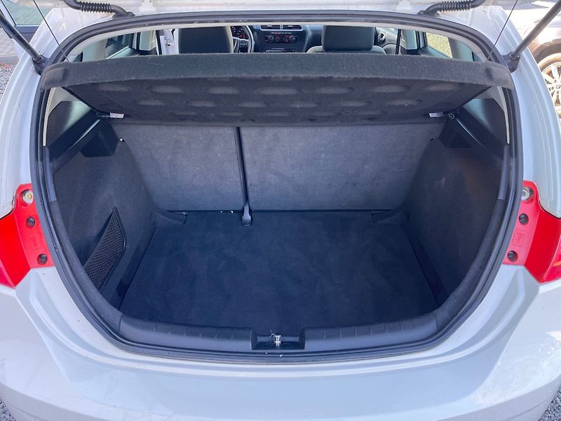 Seat Leon (2012) 1.2 TSI TOP STAV - fotka 13 z 25