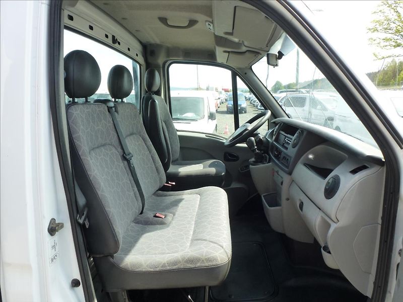 Renault Master 2,5 DCI Valník  150 - fotka 24 z 49