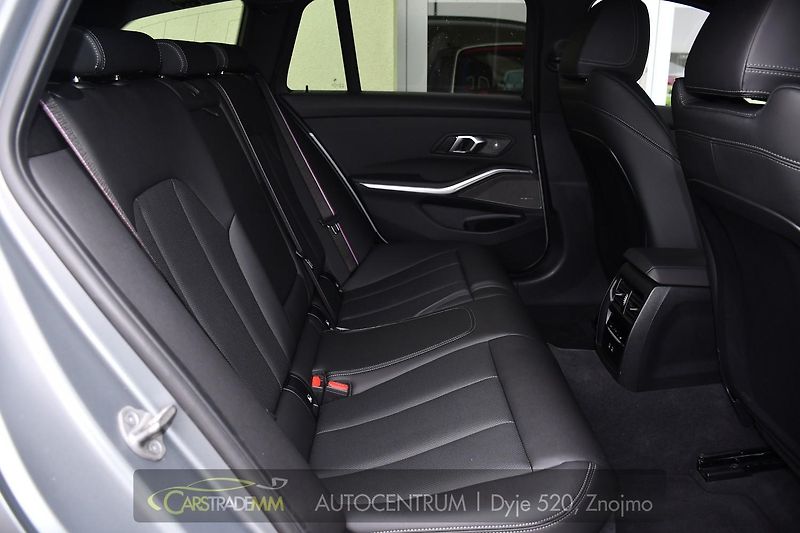 BMW Řada 3 320d xD M-SPORT PANORAMA H/K  - fotka 18 z 57