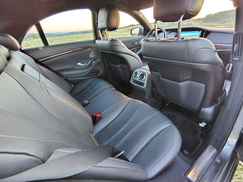 Mercedes-Benz Třídy S (2017) S400 - fotka 15 z 19