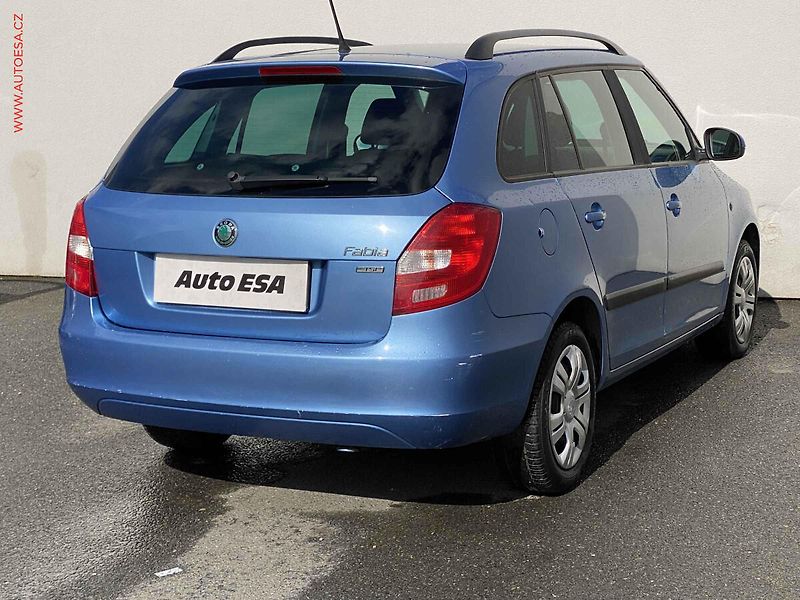 Škoda Fabia (2012) 1.2 TSi, ČR, AC - fotka 4 z 16