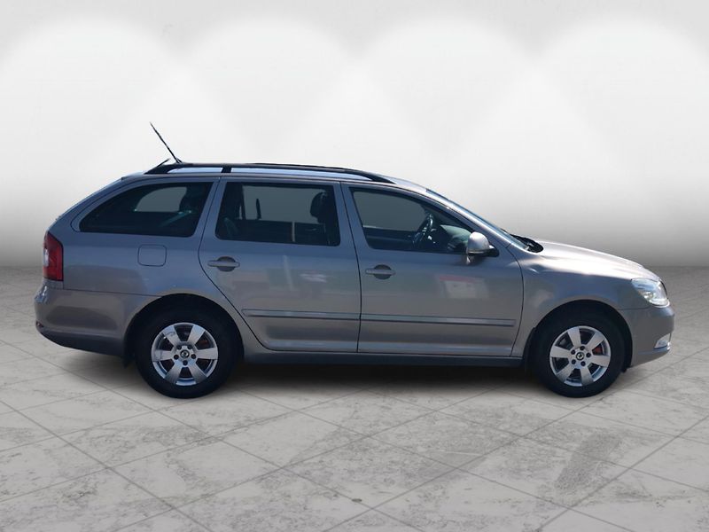 Škoda Octavia Combi 1.4 TSI - fotka 9 z 30