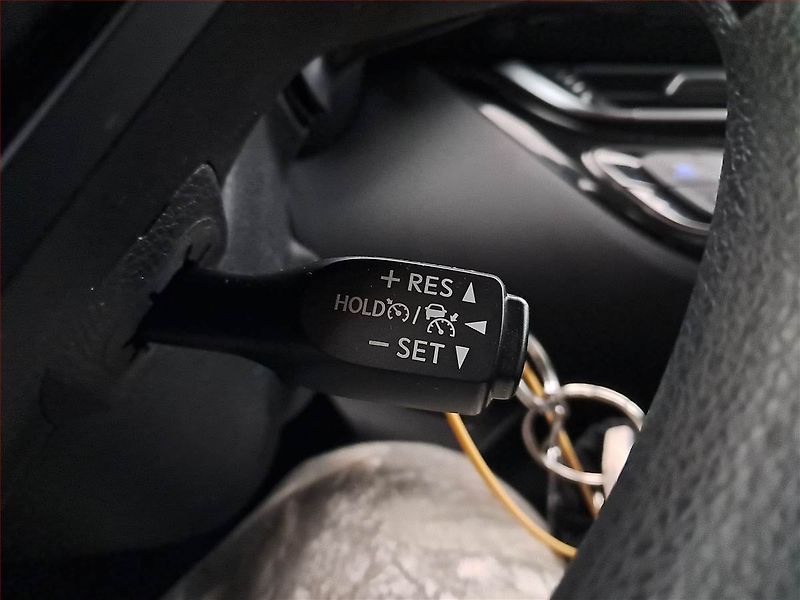 Toyota C-HR (2018) 1.2 Turbo, Serv.kniha - fotka 16 z 16