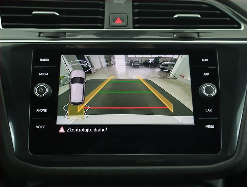 Volkswagen Tiguan Allspace (2022) R-Line 2.0 TSI - fotka 16 z 18
