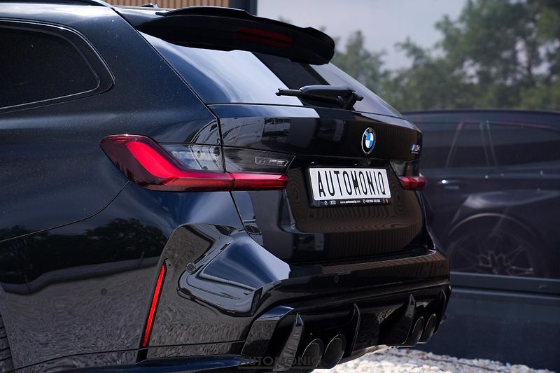 BMW M3 (2026) Competition Touring xDrive H&K - fotka 24 z 29