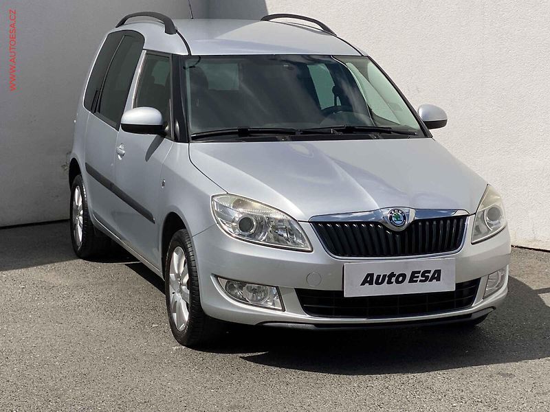 Škoda Roomster (2011) 1.6 TDi, ČR, Style, park. - fotografie inzerátu