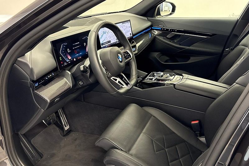 BMW Řada 5 540d xDrive Sedan - fotka 7 z 13