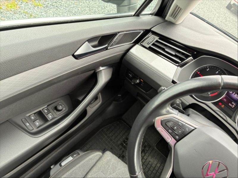 Volkswagen Passat 2,0 TDI 110 Business DSG - fotka 10 z 11