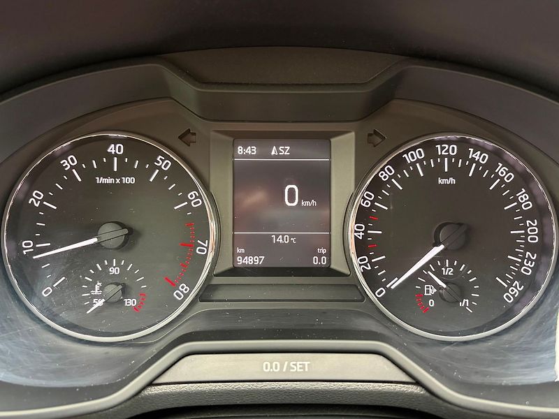 Škoda Octavia 1.4 TSi Style, Serviska, TOP - fotka 17 z 27