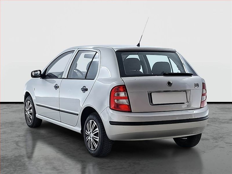 Škoda Fabia (2002) 1.2, po STK, servisované - fotka 4 z 13