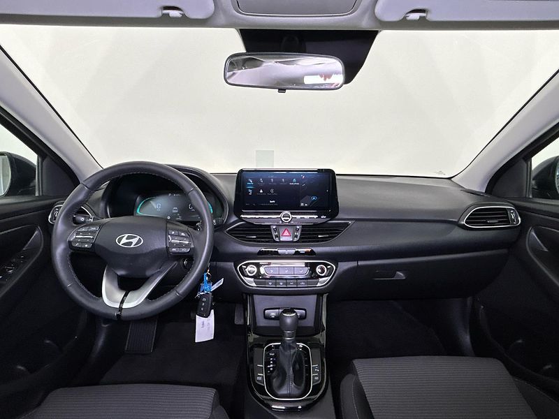 Hyundai i30 Smart DCT - fotka 5 z 27