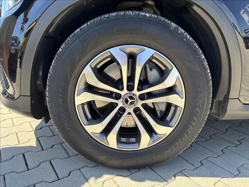 Mercedes-Benz GLC 2,1 220 d 4Matic 125kW - fotka 9 z 36