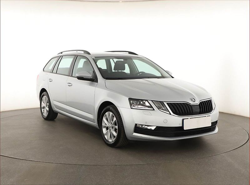 Škoda Octavia (2020) 2.0 TDI, Automat, Navi - fotka 1 z 15