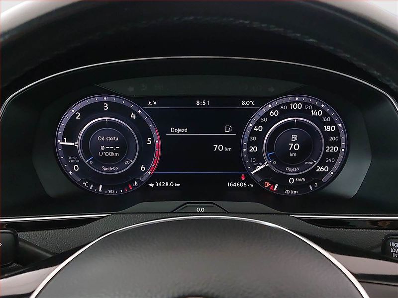 Volkswagen Passat (2017) 2.0 TDI 4Motion, 4X4 - fotka 9 z 18