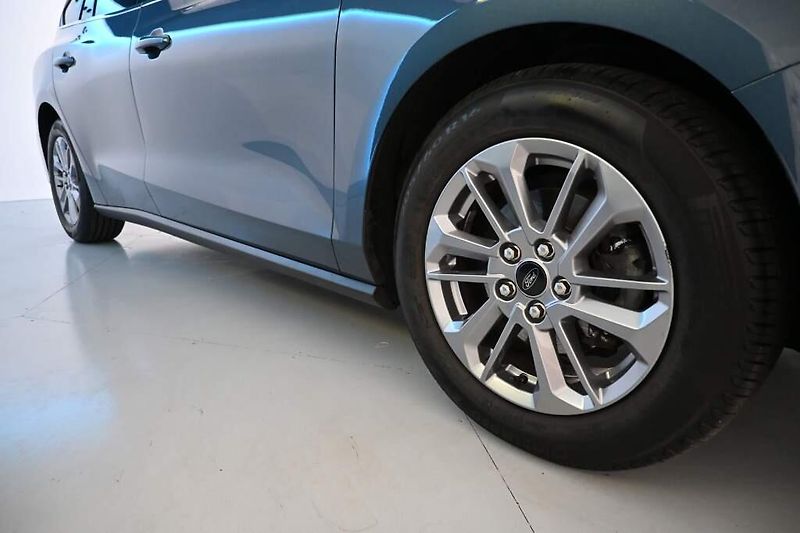 Ford Focus (2023) 1.5 LED TITANIUM Kamera 8AT EC - fotka 27 z 28