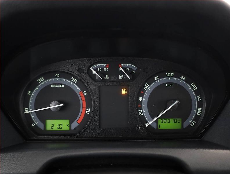 Škoda Fabia (2005) 1.4 16V, po STK, Klima - fotka 8 z 13